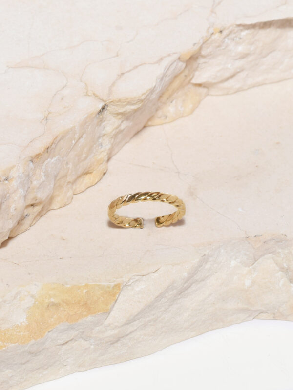 טבעת זהב לאישה, טבעת זהב פתוחה,
